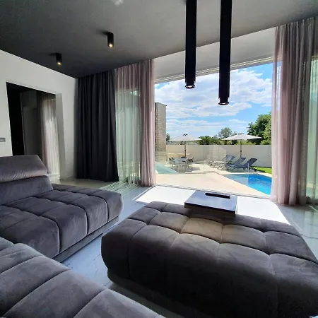 Luxury Istrian Villas Niz Villa Savudrija